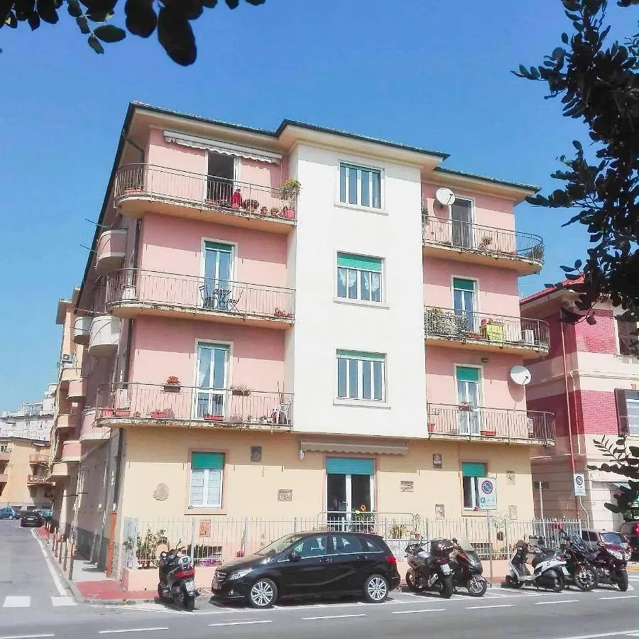 Apartment La Casetta Di Nonno Vittorio Albissola Marina